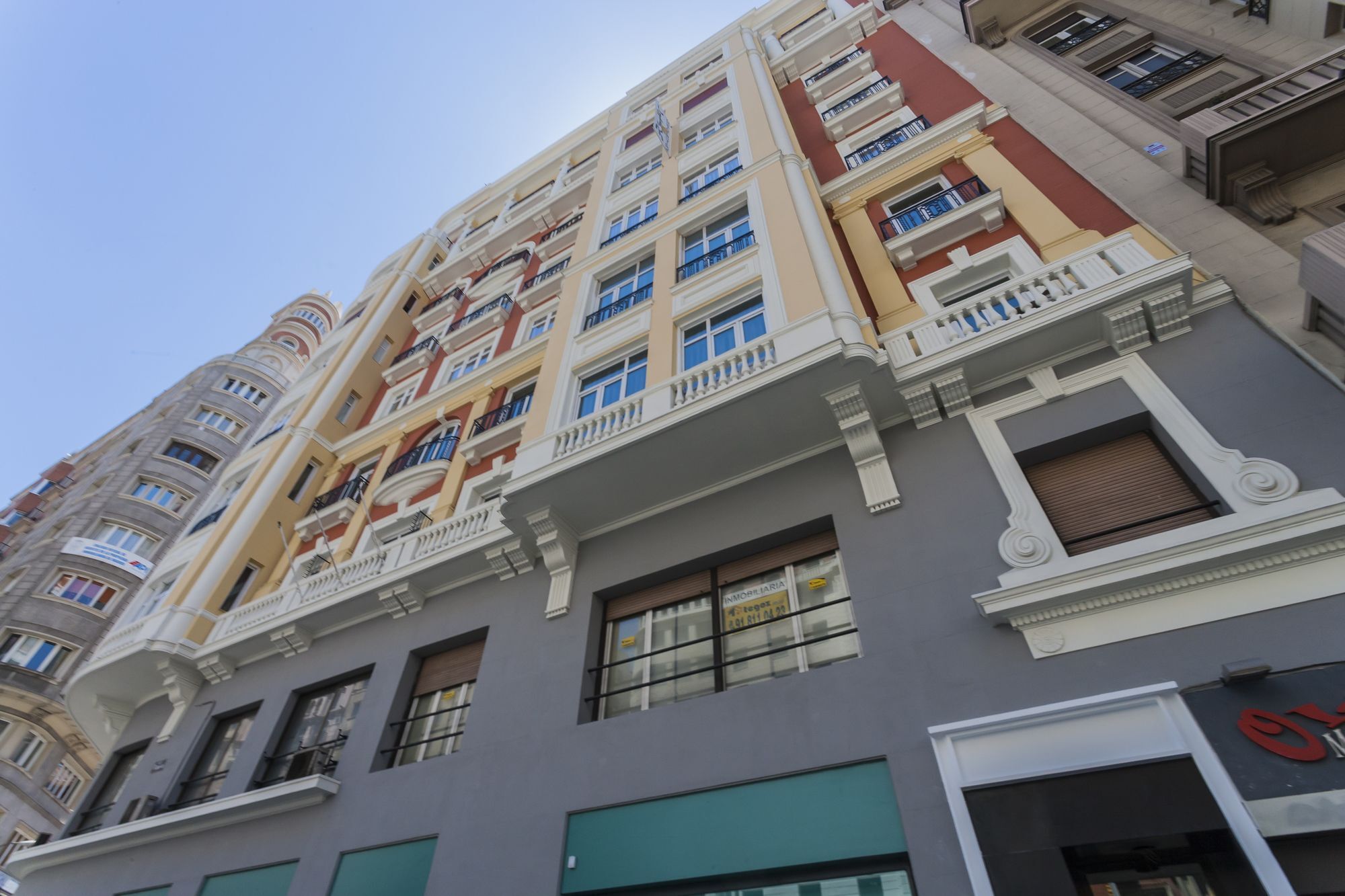 Dobo Rooms Gran Via Apartments Madrid Dış mekan fotoğraf