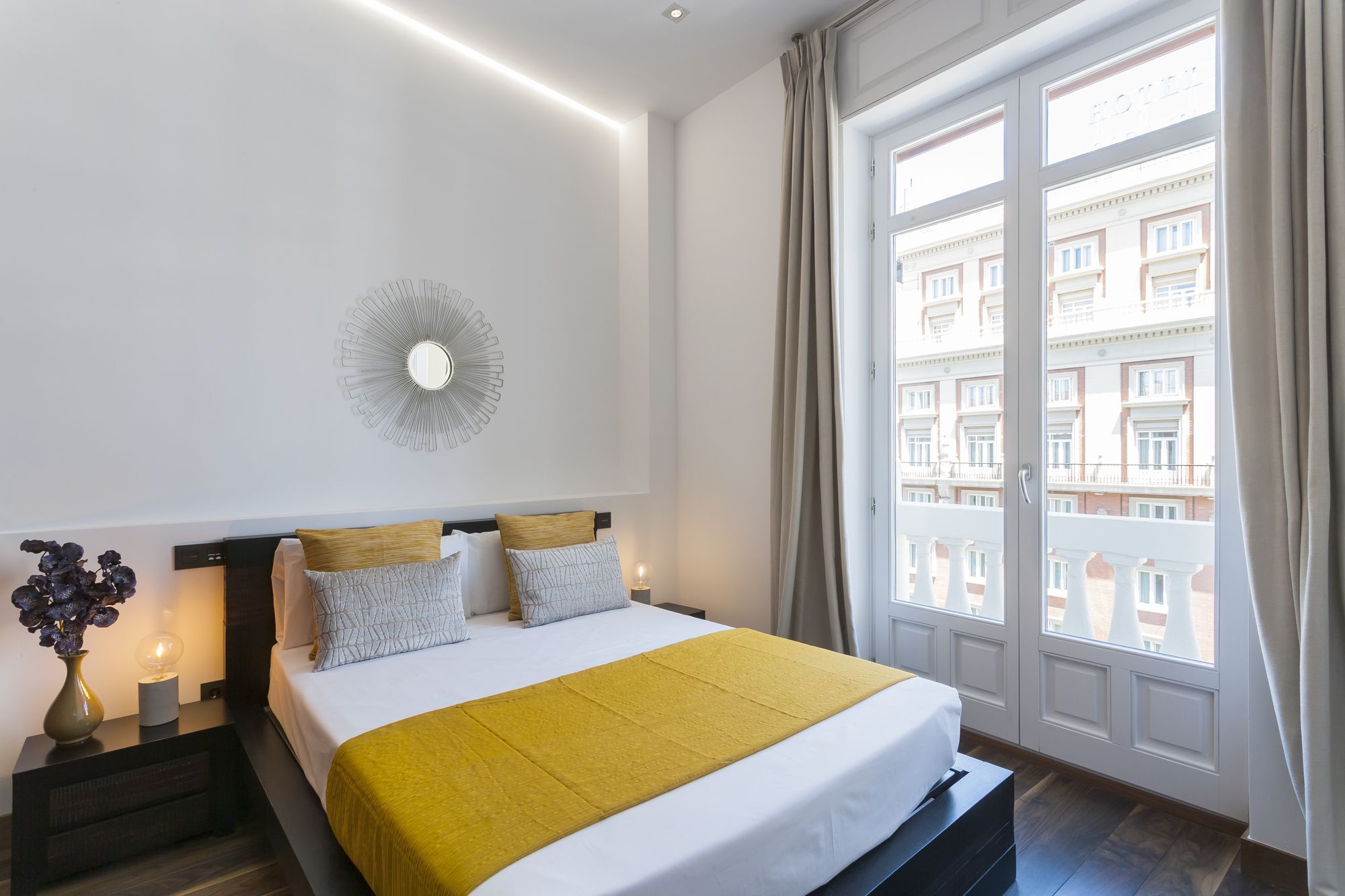 Dobo Rooms Gran Via Apartments Madrid Dış mekan fotoğraf