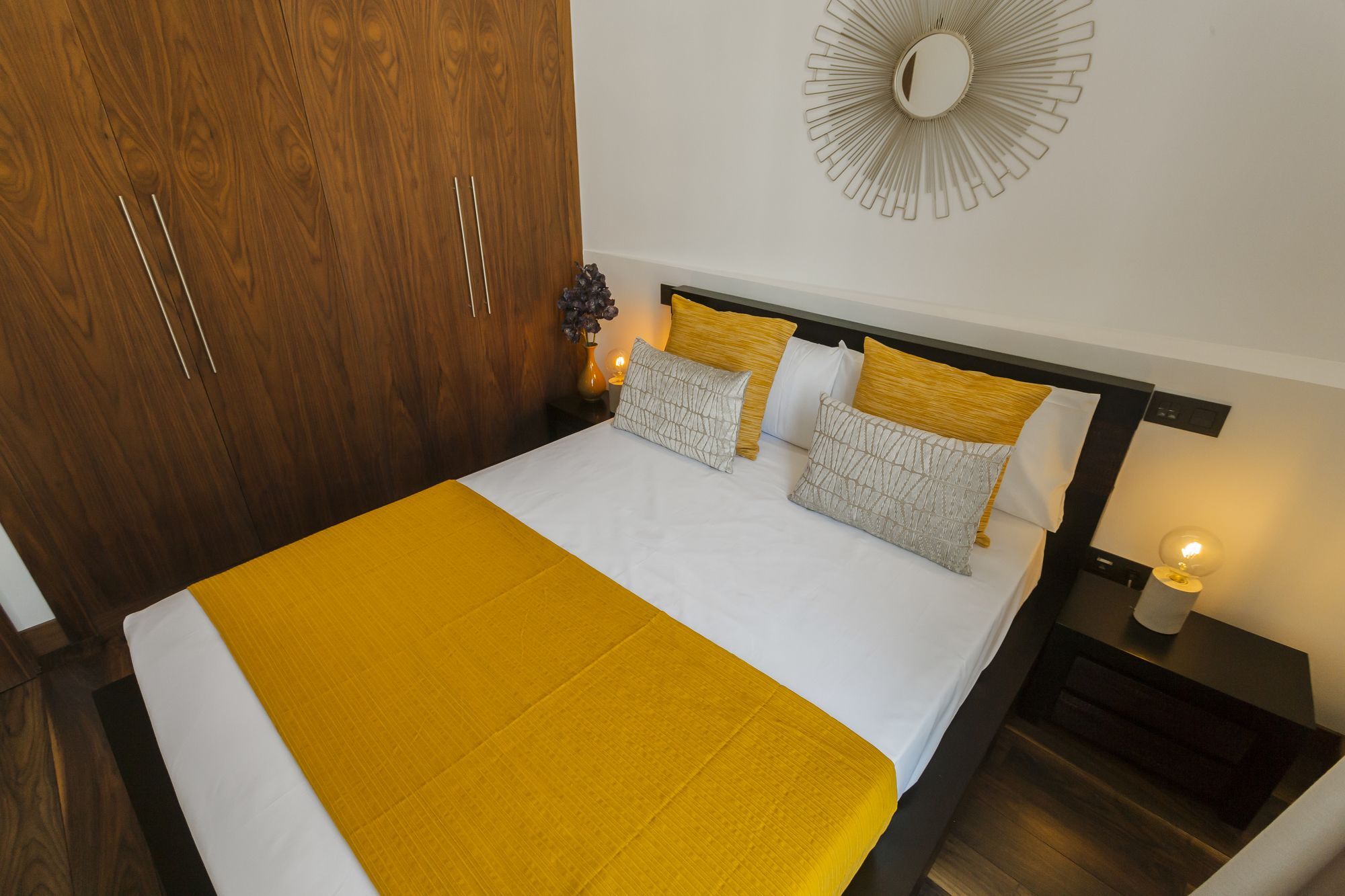 Dobo Rooms Gran Via Apartments Madrid Dış mekan fotoğraf